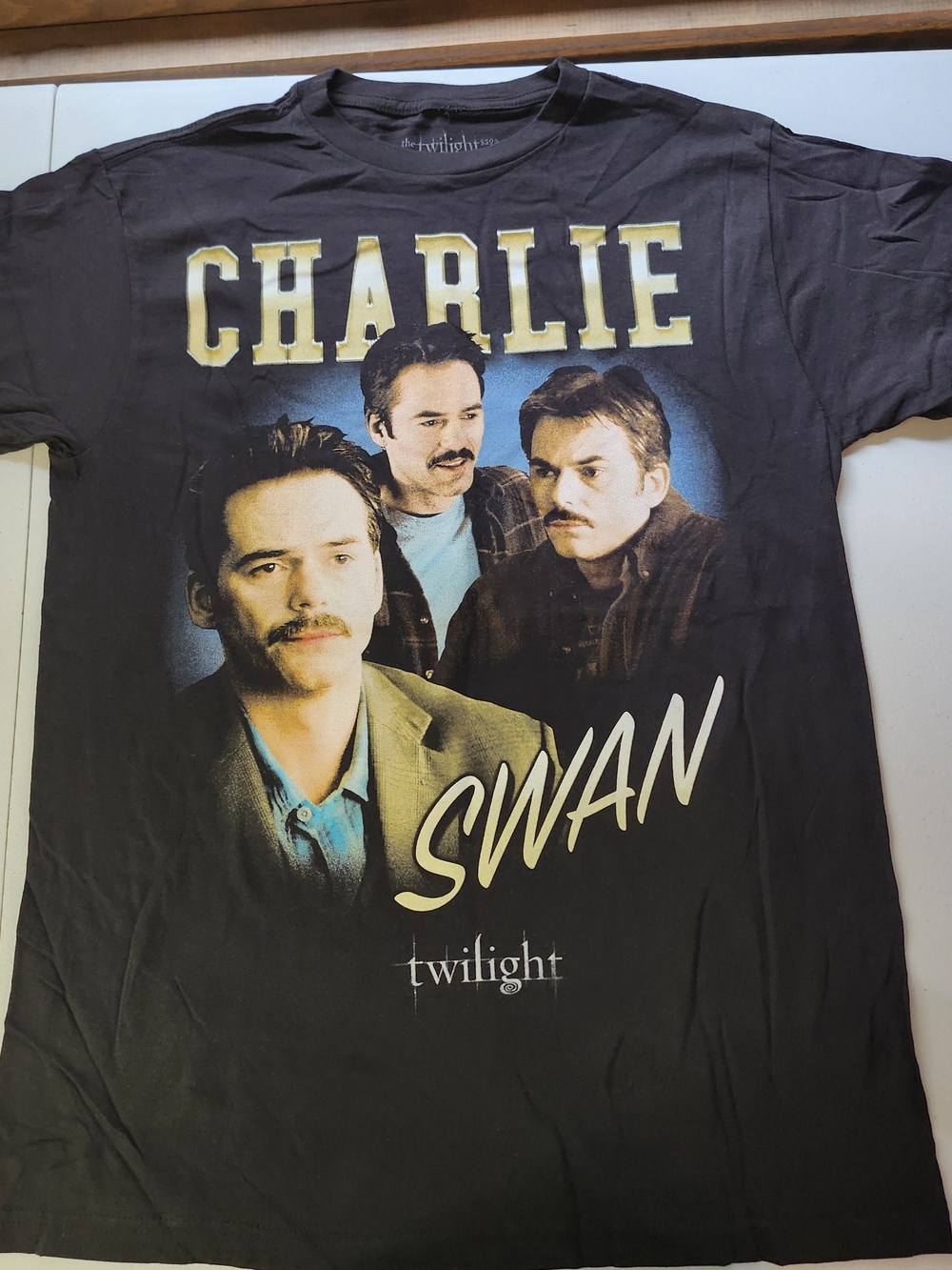 Small NWOT Charlie Swan Graphic Tee - Twilight Band Design in Black